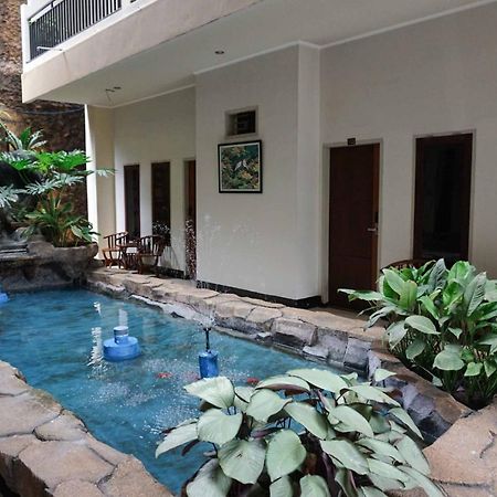 Maktal Hotel Mataram Kültér fotó