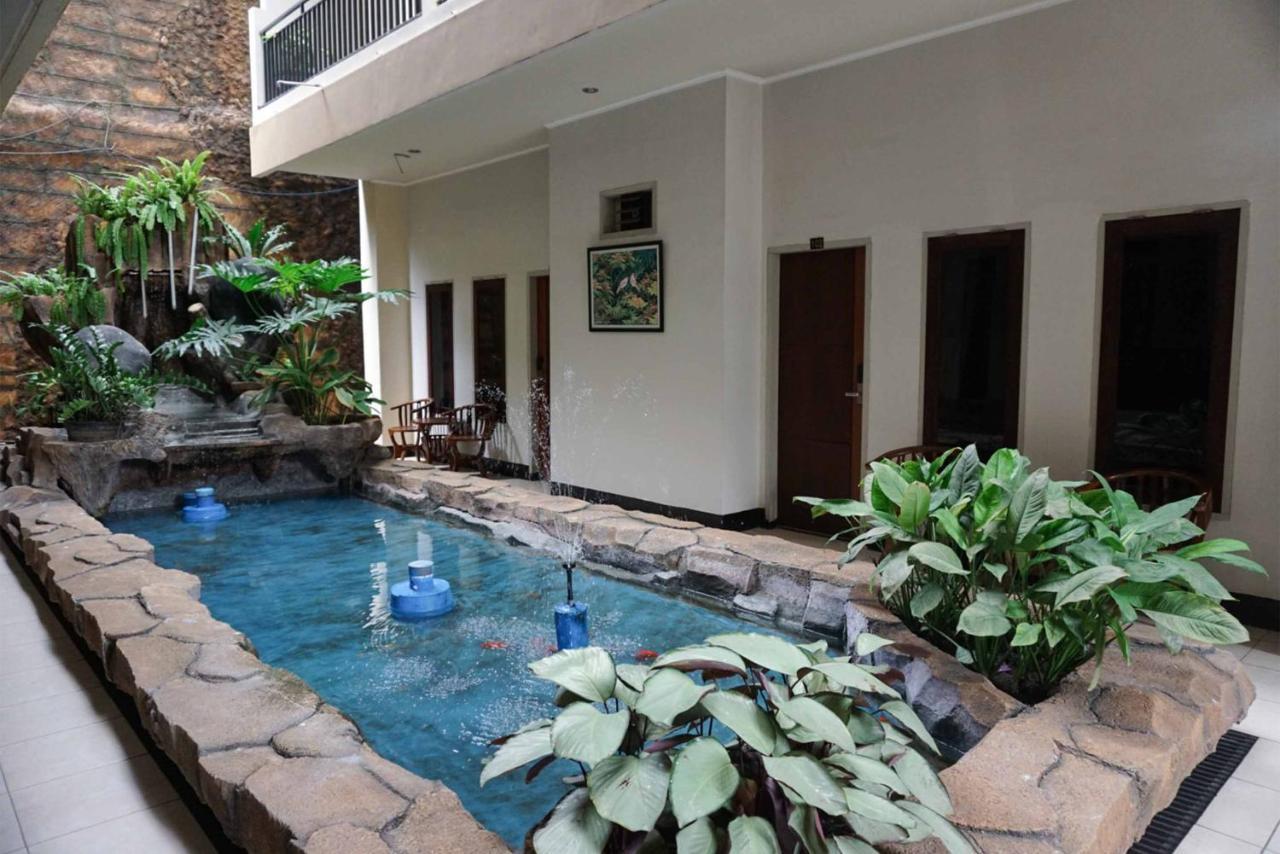 Maktal Hotel Mataram Kültér fotó