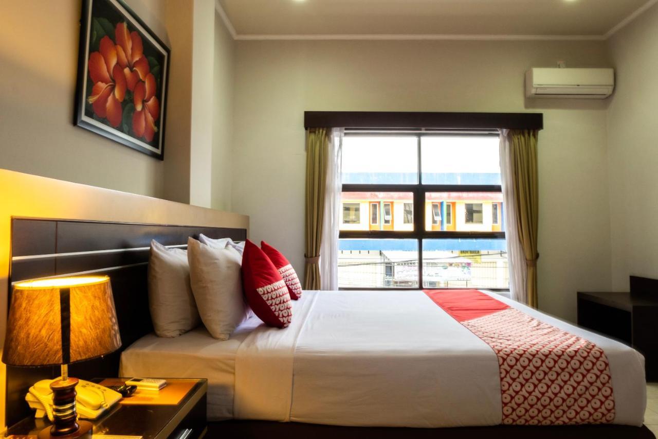 Maktal Hotel Mataram Kültér fotó