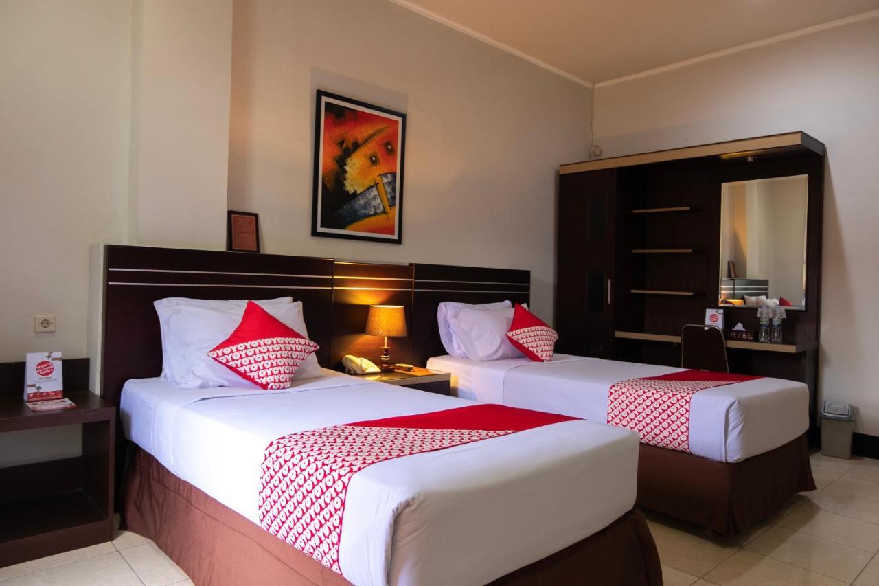 Maktal Hotel Mataram Kültér fotó