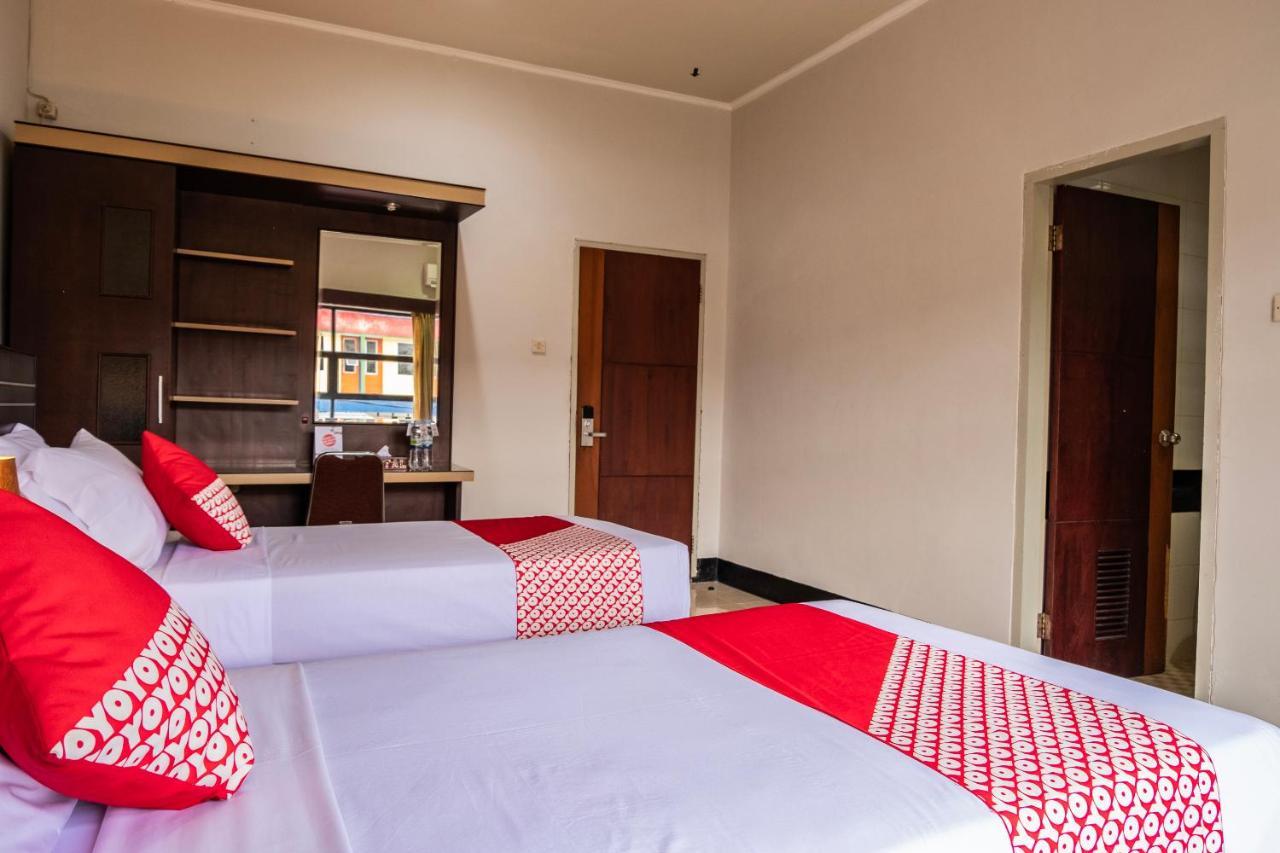 Maktal Hotel Mataram Kültér fotó