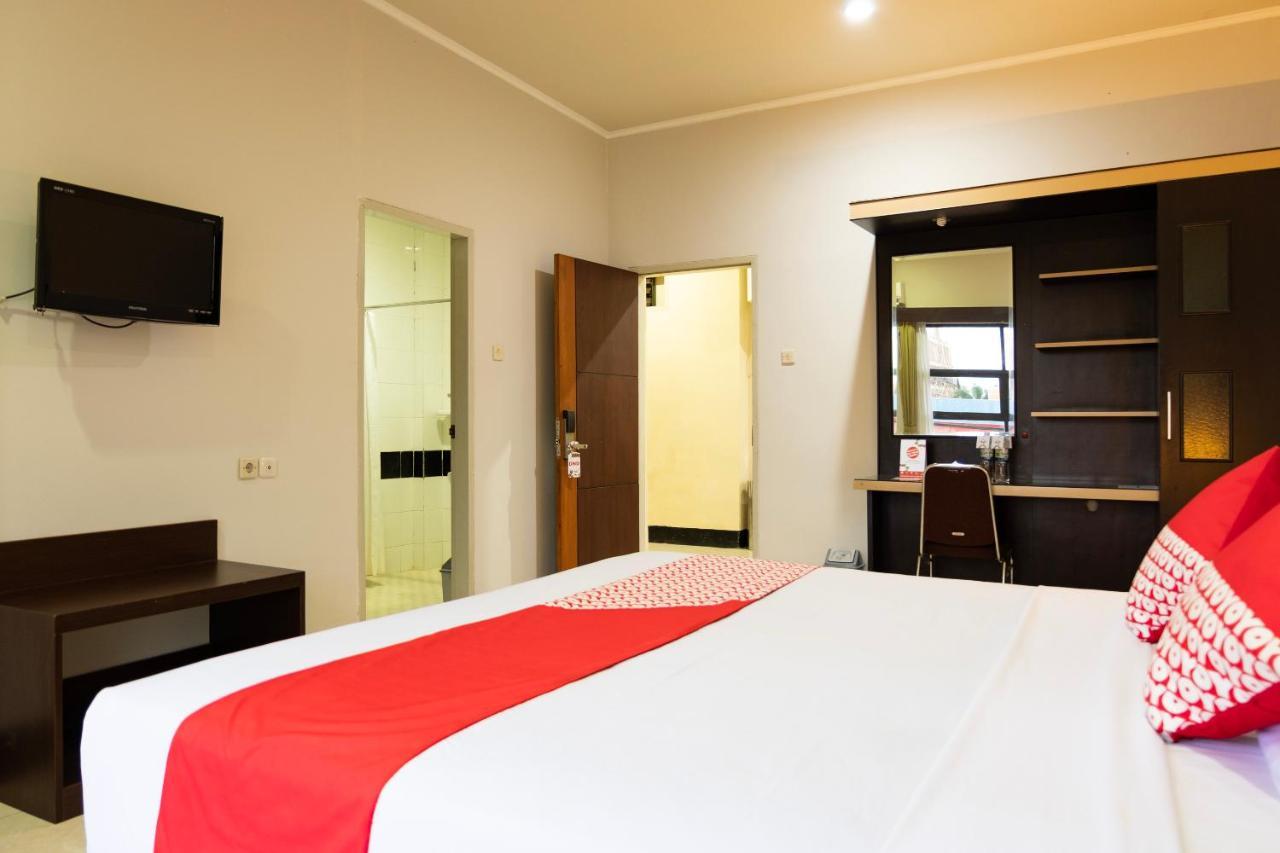 Maktal Hotel Mataram Kültér fotó