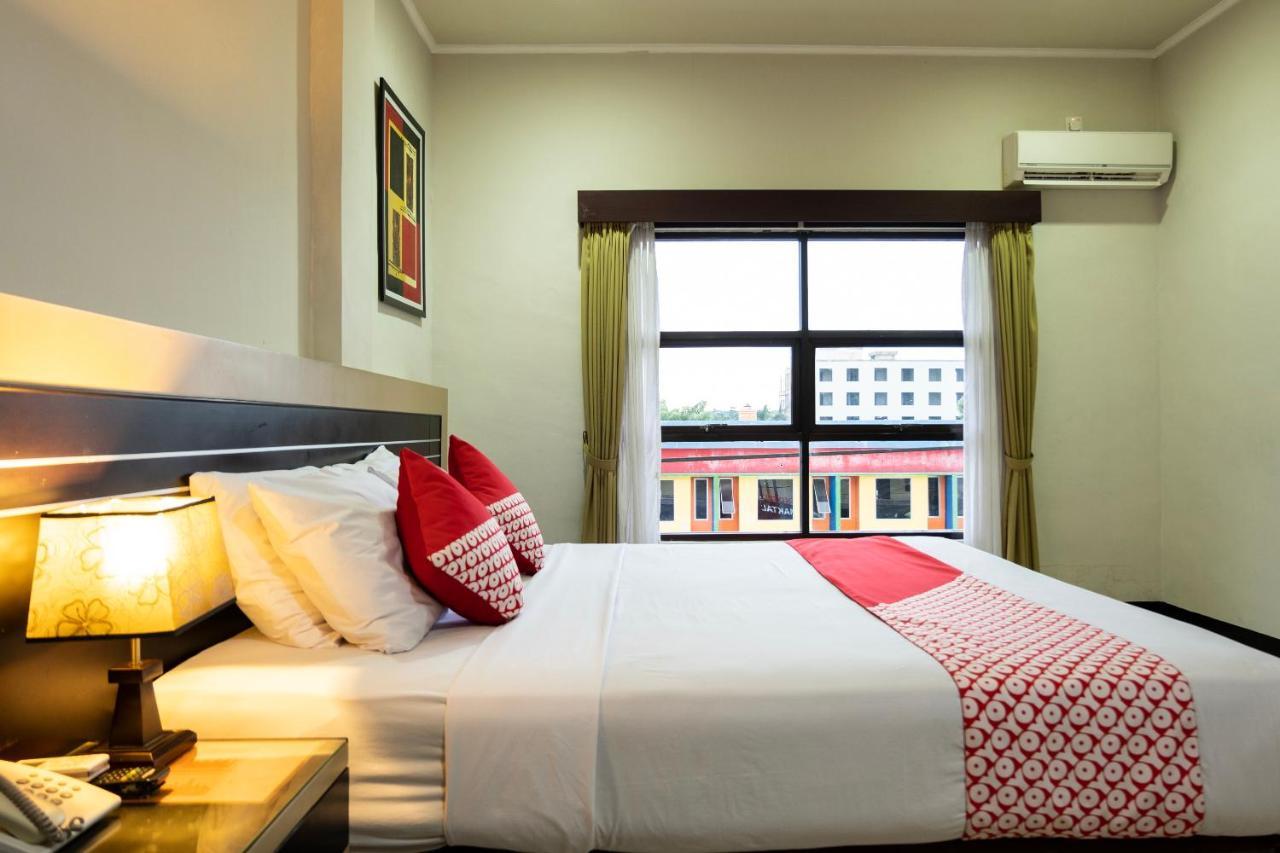 Maktal Hotel Mataram Kültér fotó